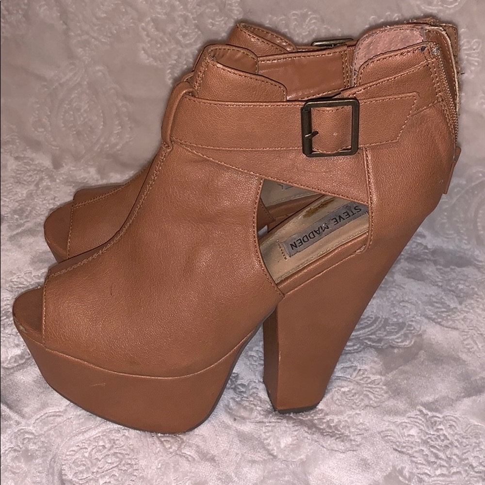 Platforms - Picture 2 of 7
